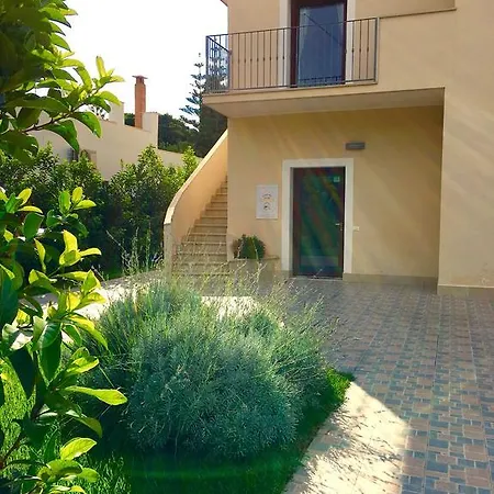 Dimora Mariu Bed and Breakfast